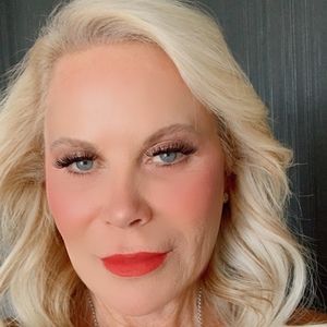 Meet your Posher, Mindy